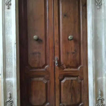 Palazzo Gaudioso - Luxury Business * Vizzini
